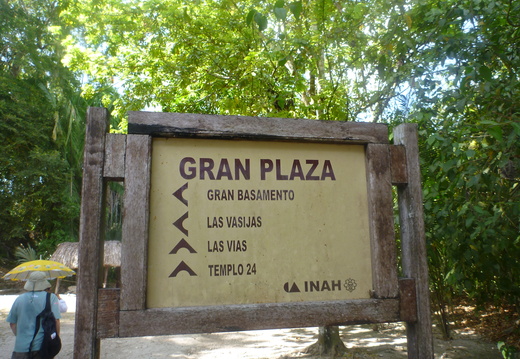 Gran Plaza sign