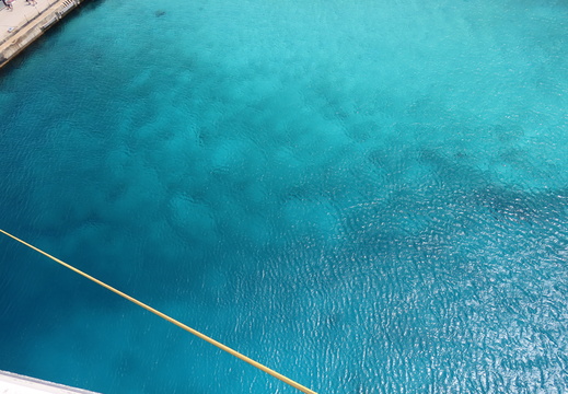 Awesome blue water in Bonaire!