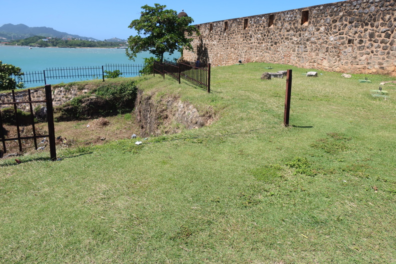 Fortaleza de San Felipe (5 of 7).jpg